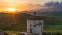 20 milioni dal PNRR per rigenerare il borgo: Rocca Calascio diventa ancora più bella