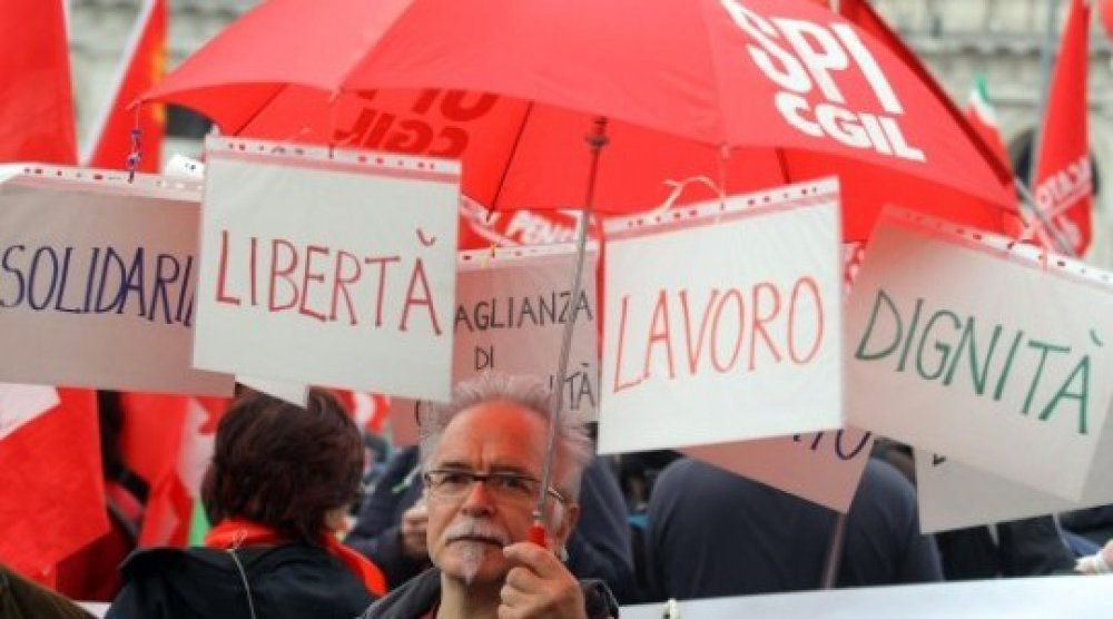 Pensioni d'oro e di cenere. Il gap che non fa scandalo